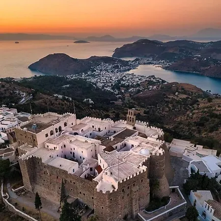 Traditional Chora Apartment *