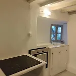 Traditional Chora Apartament *