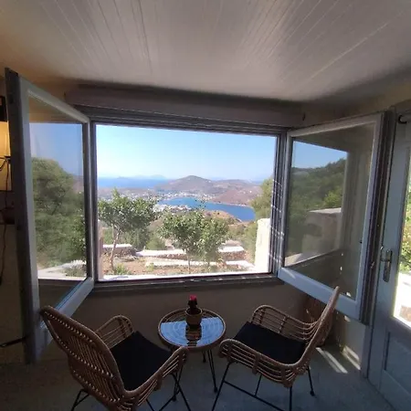 Traditional Chora Apartman *