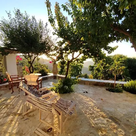 Apartman Traditional Chora *