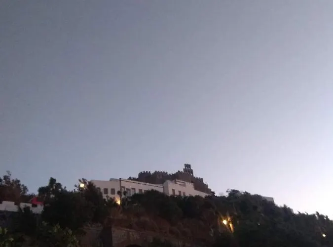 Traditional Chora 公寓 帕特莫斯