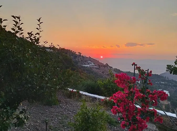 Traditional Chora Apartman